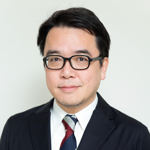 門前の小僧習わぬ経を読み続ける